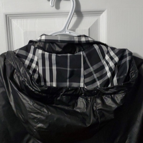 Rain coat - Picture 4 of 4